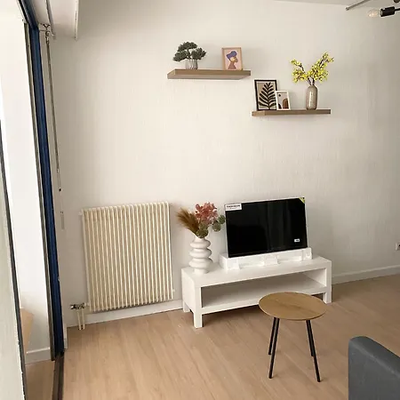 Appartement Grand Neuf, Lumineux Et Au Calme ! équipé -